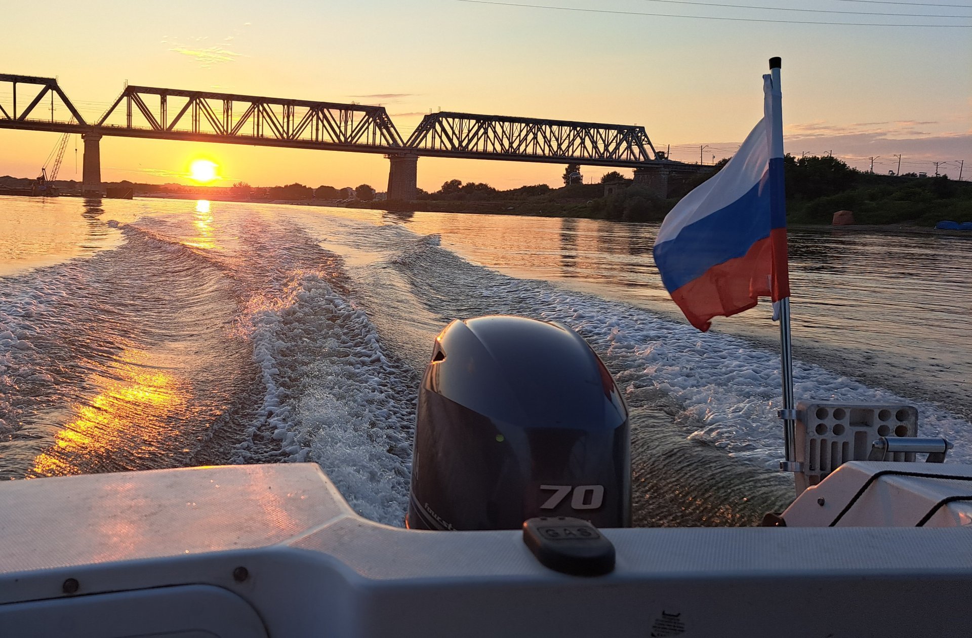 East Marine Бриз-17 Братишка